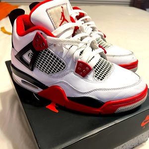 Jordan Retro Fire Red Sneakers
